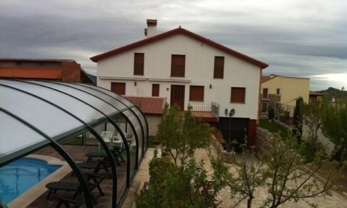 La Hoya Cottage | Rural House La Covatilla Refuge I, II, III and IV * for 5-7 seats