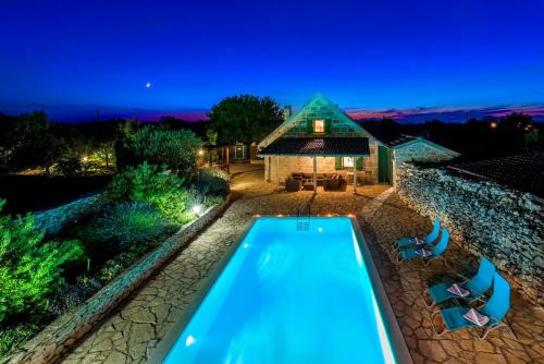 Promina Villa | Rural house Mudrinic "Ivini dvori"