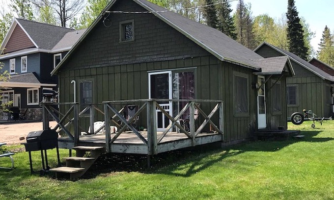 Barbeau Cabin | Rustic cabin on the St. Mary's River