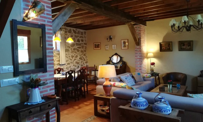 Bonilla de la Sierra House | Rustic house of 170m with exceptional mountain views