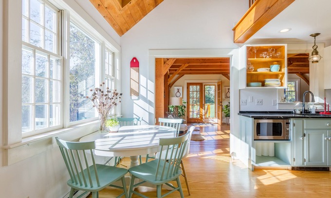 Ipswich Other | Rustic Luxe FarmHouse a Few Miles To Crane Beach: deck &jacuzzi overlooking pond