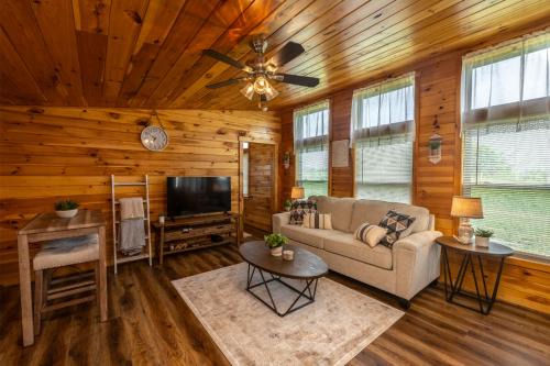 Mount Sterling House | Rustic Mt Sterling Cabin2 Near Downtown Pets OK
