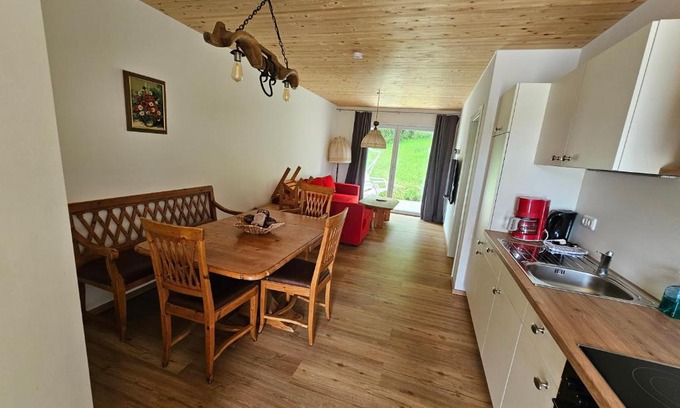 Landau an der Isar Apartment | Rustikale Ferienwohnung auf Rups Hof