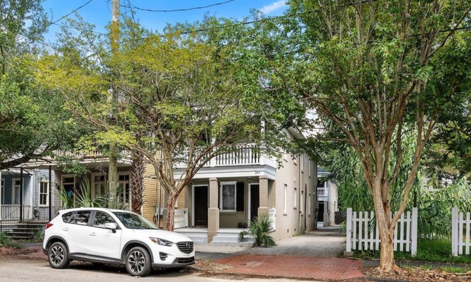 Westside Apartment | Rutledge Ave - Renovated 2 Bed Home - Downtown!
