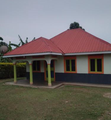Fort Portal House | Rweteera Homestay