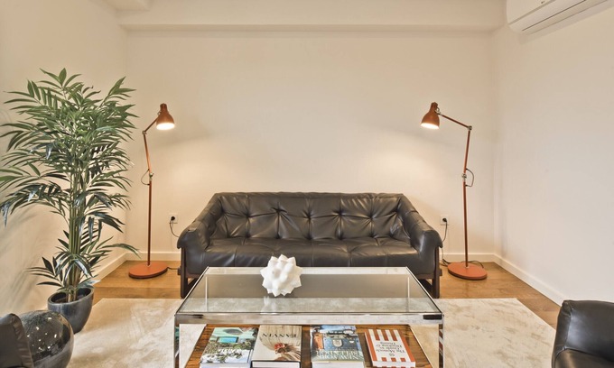 Sao Bento Apartment | São Bento Terrace Apartment (C105)