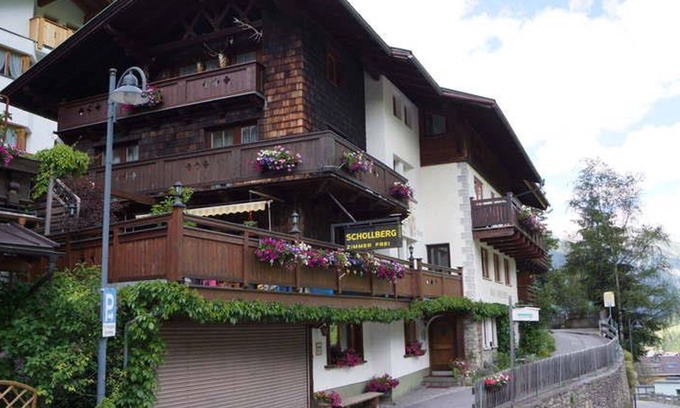 Sankt Anton am Arlberg Apartment | S'gsund #8 - Apartpension Schollberg