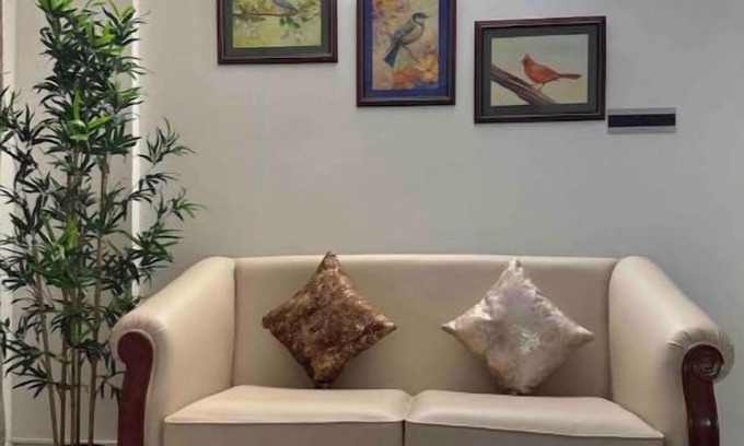 Bangalore City Center Apartment | Saavi Royal on M G Road