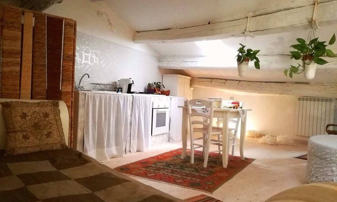 Bomarzo House | Sacrobosco apartment Poplar