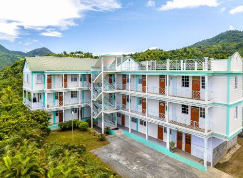 Picard House | Safari Apartments