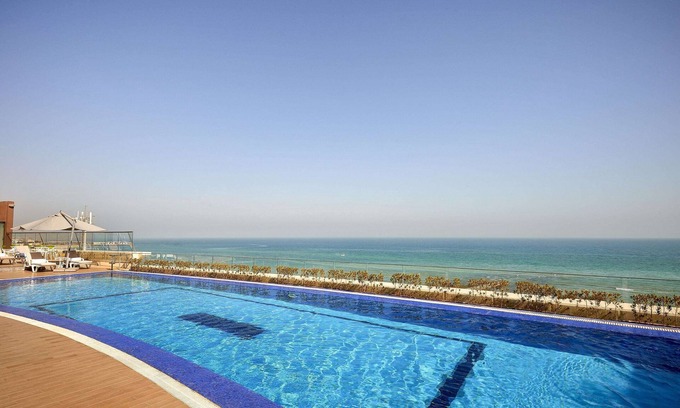 Fintas Hotel | Safir Fintas Kuwait Hotel