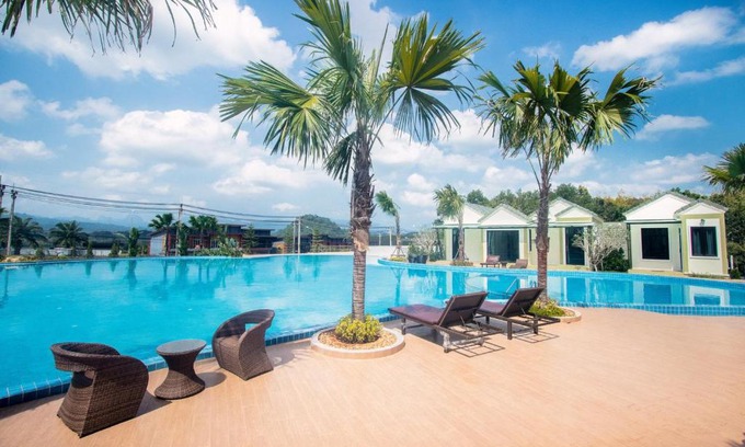 Ban Ta Khun Resort | Saichon Grand View