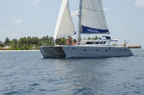 Eydhafushi Boat Rental | SailFish Catamaran