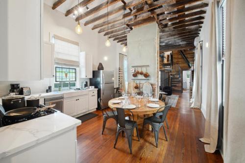 Faubourg Marigny House | Saint Claude Stunner