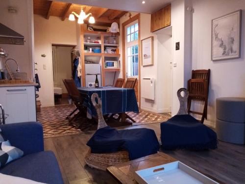 Saint-Jacut-de-la-Mer House | Saint Jacut de la mer, maison avec jardin.