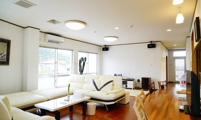Okuma House | SALE A mansion surrounded by nature away from th - Private HOUSE OKUMA/Kunigami-gun Okinawa