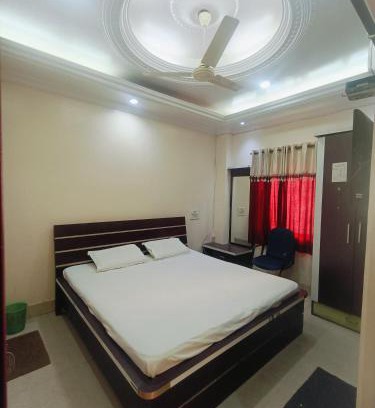 Raebareli Hotel | Saluja Palace