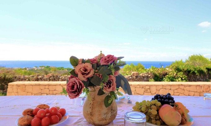 Marina San Gregorio House | Salvia lovely seaview