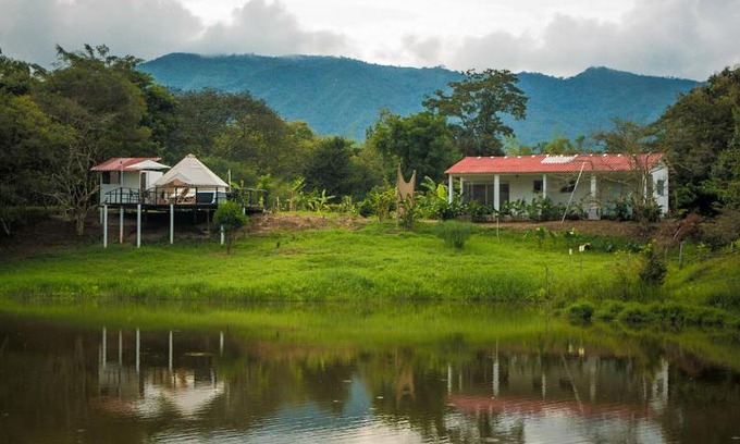 Guaduas House | San Juan de los Guayabos