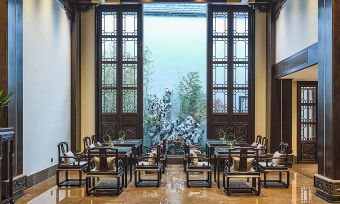 Three Lanes and Seven Alleys Hotel | San Po Hotel