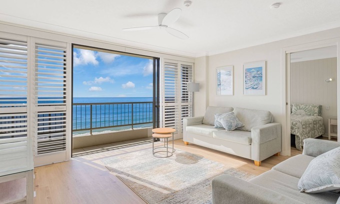 Tugun Apartment | San Simeon 47 - Absolute Beachfront Tugun - Min. 3 Night Stays!