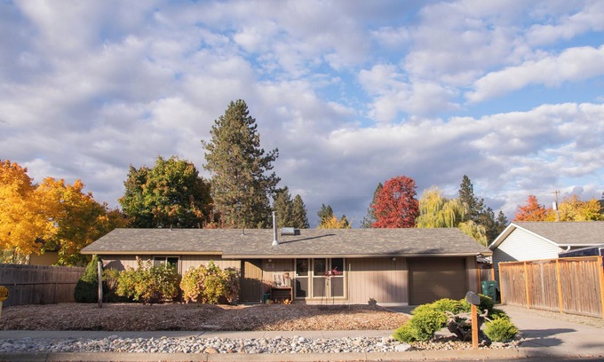 Coeur d'Alene House | Sanctuary🪻 Centrally Located! Easy access to Silverwood, downtown and beaches.