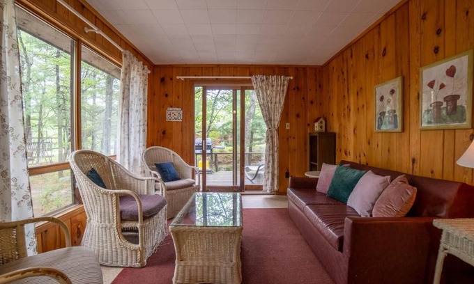 Carling Cottage | Sand Bay: 2-Bedroom Cottage #11n