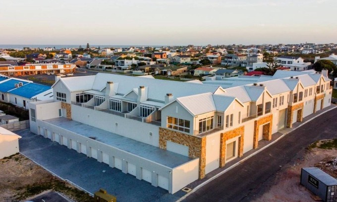 Struisbaai Apartment | Sand Castle