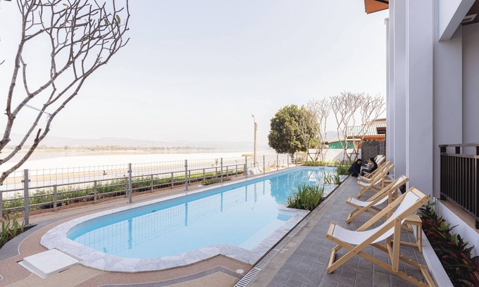 Sang Khom Hotel | Sand & River Hotel