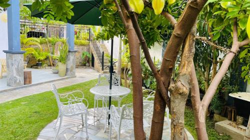 Gomagoda Villa | Sandalwood Green