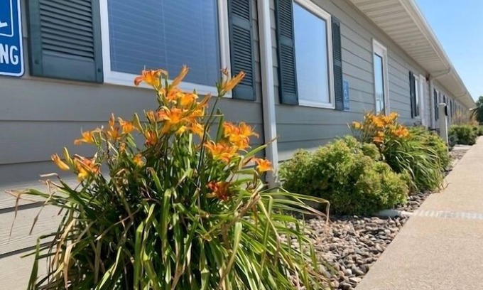 Atkinson Hotel | Sandhills Guest House Motel
