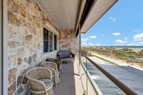 West Lakes Shore House | Sandpiper Retreat - Breathtaking Beachfront Panorama