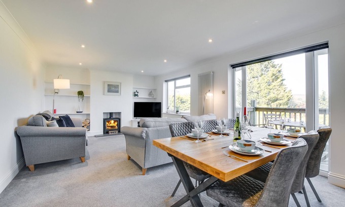 Ovingdean House | Sandpipers - Three Bedroom House, Sleeps 6