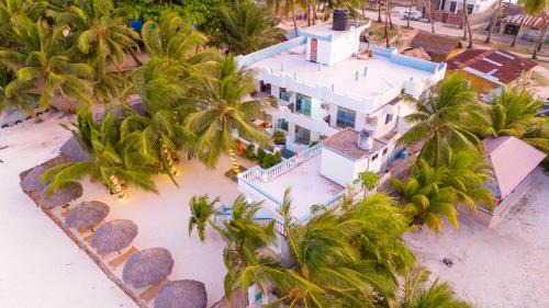 Mnemba Hotel | Sands Inn Hotel