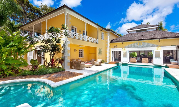 Sandy Lane Villa | Sandy Lane-Jamoon in Saint James by Personal Villas - Charming Villa and Short D