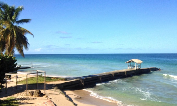 Crown Point Hotel | Sandy Point Village