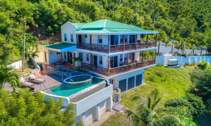 Towers Estate Villa | SANS SOUCI - elegant villa w/pool & "even better than the photos" views