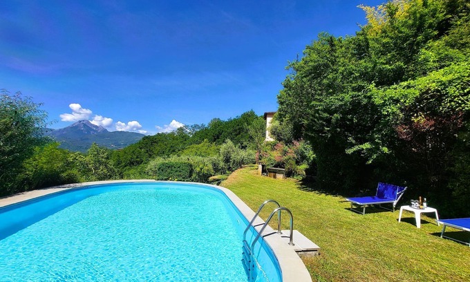Barga Villa | Santa Maria, Barga, Private Pool, WIFI, sleeping 6+1