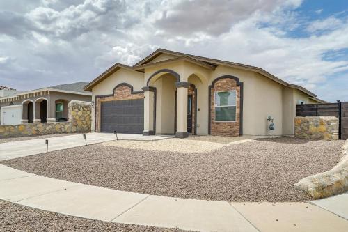 Santa Teresa House | Santa Teresa Home with Patio and Grill!