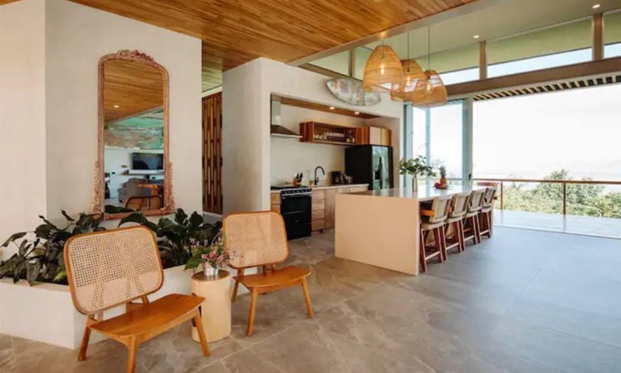 Santiago House | Santiago Vista Luxury Ocean View Villa