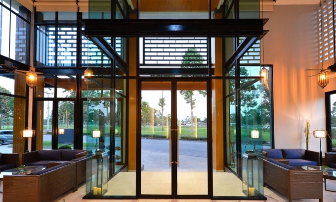 Bang Nam Prieo Hotel | Sappaya Hotel by Lotus Valley Golf Resort
