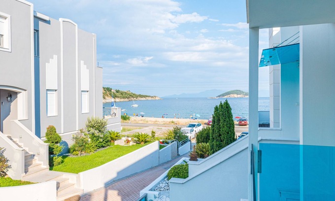 Nea Iraklitsa Villa | Sapphire Luxury Villa