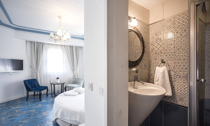 Bozcaada Hotel | Sardunya Otel