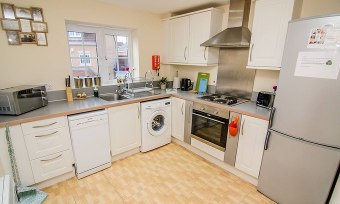 Kirk Sandall Apartment | Sargeson Apartment 2bedrooms 2bathrooms free parking
