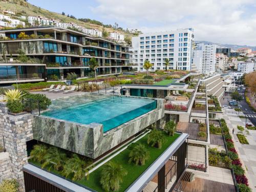 Sao Martinho Apartment | Savoy Residence Monumentalis N&N by LM&AC Signature