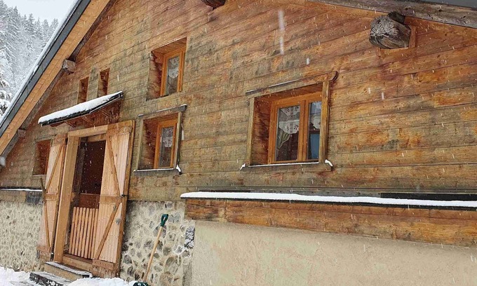 Araches-la-Frasse Ski Chalet | Savoyard farm renovated, authentic and warm. 150m2, cathedral ceilings