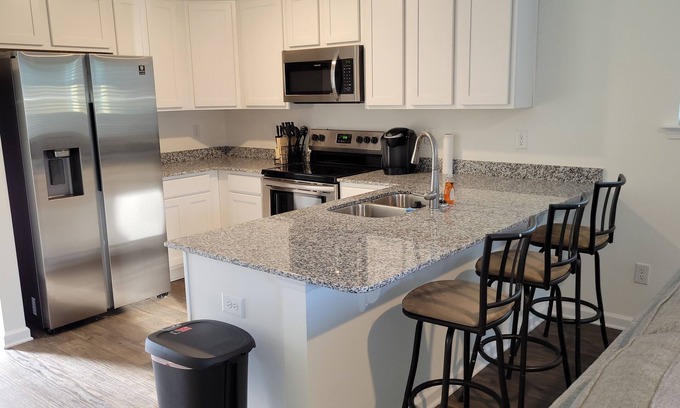 Rosewood House | SC (3755) 2BDR Townhouse Ft Jackson