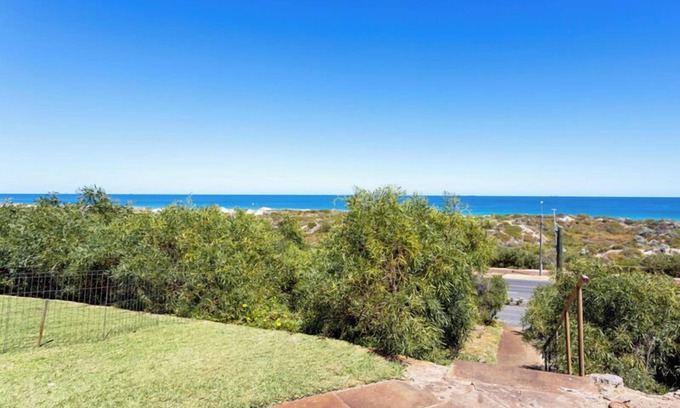 Scarborough Apartment | Scarborough Beachlife Apartment - Executive Escapes
