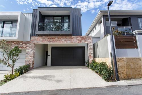 Scarborough House | Scarborough Family Retreat
