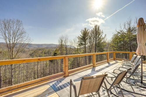 Ferguson House | Scenic Mtn Views and Fire Pit Modern Lenoir Retreat